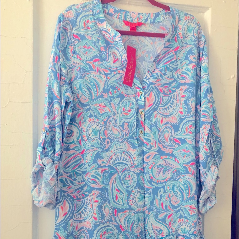 Lilly Pulitzer dress NWT size XL. Beautiful blue and pink design. Nice material.